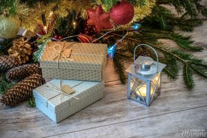 Regali di Natale originali e utili - Porta Piantine con cioccolatini e  applicazioni in legno -  - Articoli per la casa e Bomboniere  - Solo on line